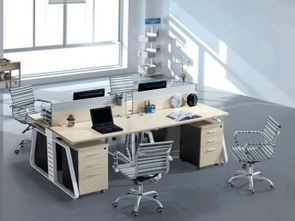 北京海淀辦公家具廠 定制辦公桌與朝陽屏風(fēng)隔斷一站式解決方案